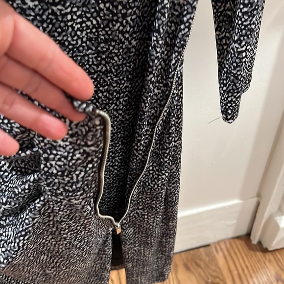 Express Print Dress - size XS/TP - Picture 8 of 9